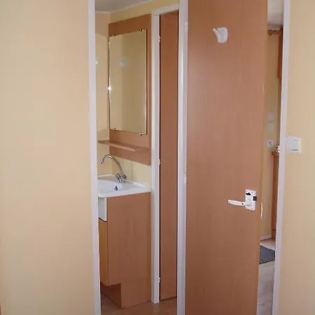 Camping Camping De La Bourgnatelle 4*
