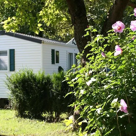 Camping De La Bourgnatelle 4* Bretenoux