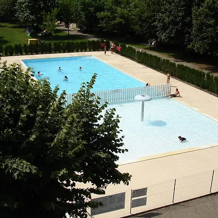 Camping De La Bourgnatelle Camping 4*